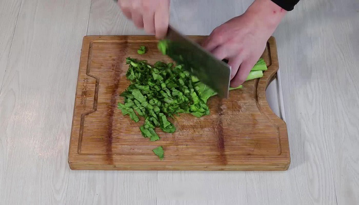 芥菜炒肉末怎么做 芥菜炒肉末怎么炒好吃