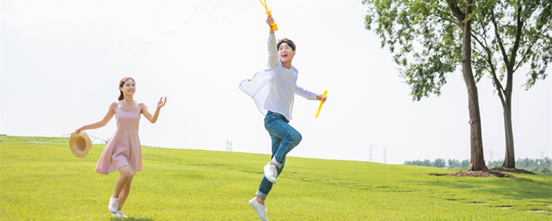 天蝎座男和什么座最配 天蝎男最合适的蝎男对象