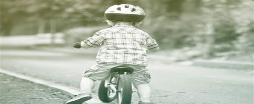 孩子多大能自己骑自行车上路