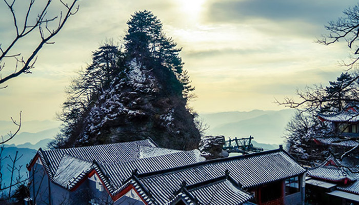 武当山旅游攻略 武当山著名的旅游景点有哪些