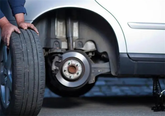 汽车轮胎怎样选 汽车轮胎怎样挑选尺度