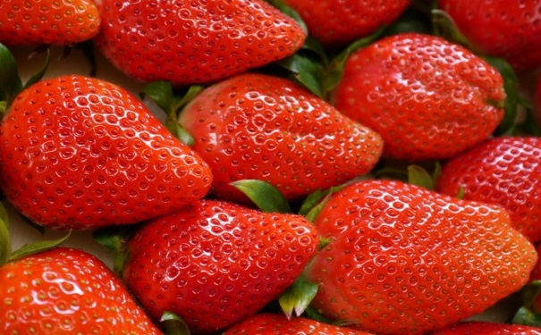 春天吃草莓的有什么好处 草莓的养生功效是什么