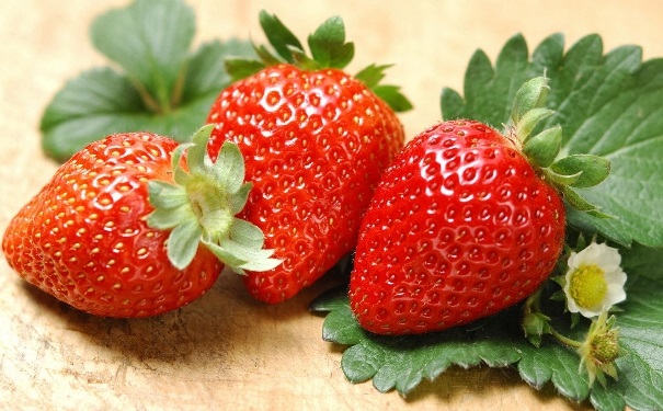 草莓如何挑选？选购草莓小技巧(1)