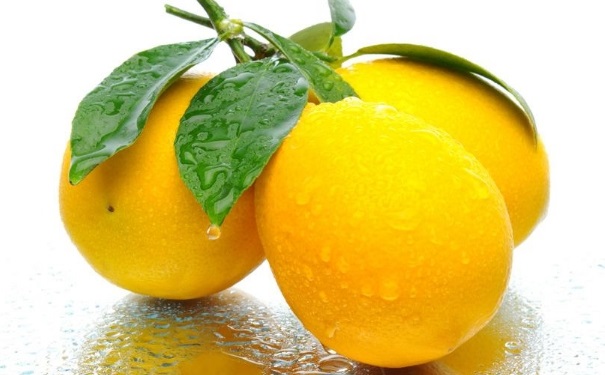柠檬水若何做最壮健 柠檬水有哪些生效效力