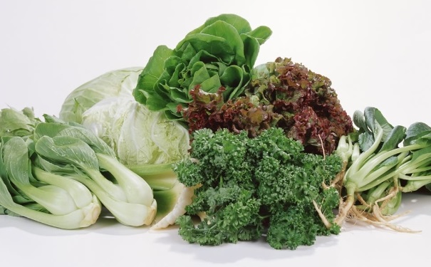 绿叶蔬菜有哪些好处？绿叶蔬菜的12个健康好处(1)