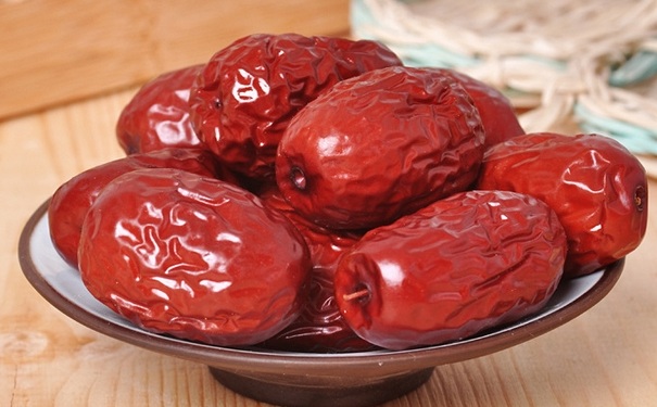 红枣怎么吃营养美味？怎么吃红枣养颜祛斑还补血？(1)