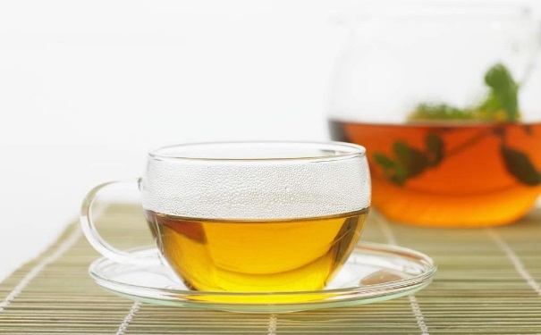茶水是酸性还是碱性？茶水是碱性的吗？(1)