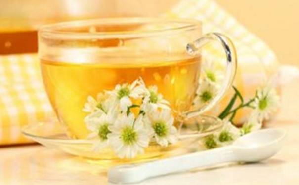 菊花茶和蜂蜜能沿途喝吗 菊花茶放蜂蜜也许吗