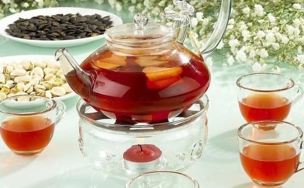 秋天喝红茶有什么好处？秋季喝红茶的益处是什么？(1)