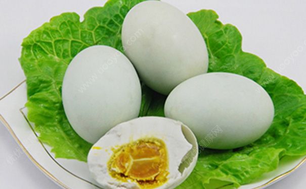 吃鸭蛋有什么坏处 吃鸭蛋对身体无益吗