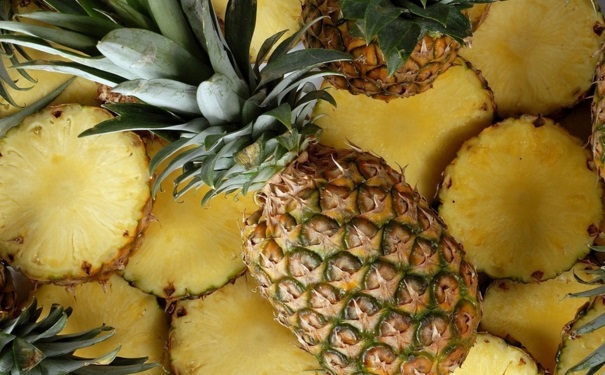 如何正确的吃菠萝？菠萝的营养功效是什么？(1)