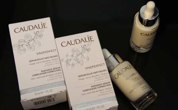 欧缇丽-欧缇丽美白精华怎么用？caudalie美白精华使用方法