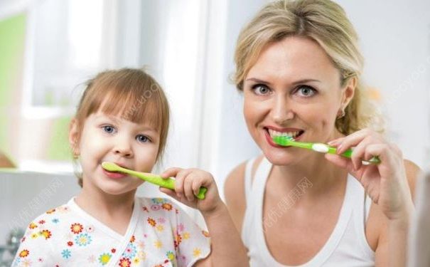 刷牙的时候恶心干呕，刷牙恶心干呕怎么办？