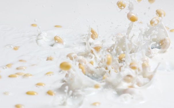 豆奶粉也许干吃吗 豆奶粉干吃有什么摧残