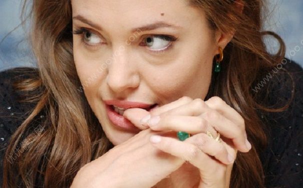 成年人咬指甲怎么治疗 成年人咬指甲可以治好吗