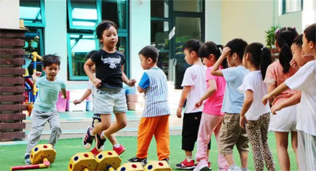 ​幼儿园有必要学古诗吗（幼儿园背古诗有用吗）