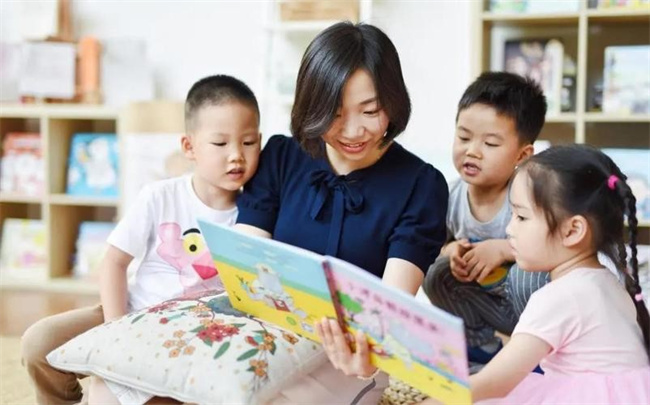 华爱华： 小儿园要寻觅“蓄志思的教学”