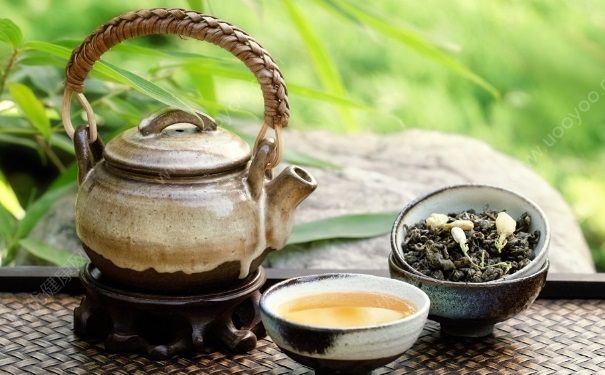 泡茶可以加冰糖吗？冰糖能和茶叶一起喝吗？(1)