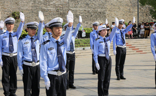 警察和辅警的区别图片