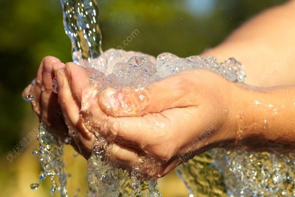 眼药水怎么滴？眼药水的正确正确滴法(2)