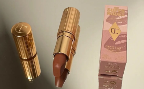 Charlotte Tilbury 新色super fabulous什么颜色 CT口红super fabulous上嘴试色