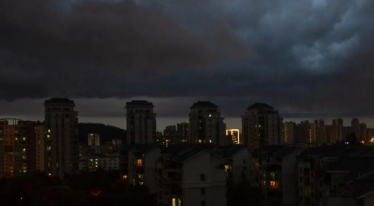 暴雨黑色预警有多可怕图片 暴雨黑色预警信号有出现过吗