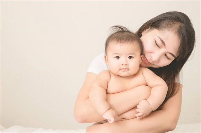 人到中年才明白：女人早生孩子和晚生孩子 过的是不一样的生活