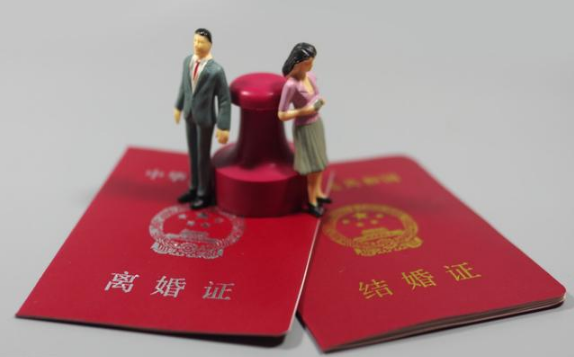 ​离婚冷静期一方撤回会通知另一方吗 离婚冷静期一方撤回另一方知道吗